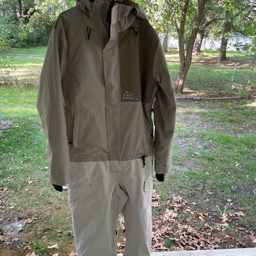 Womens Airblaster Beast Suit Insulated